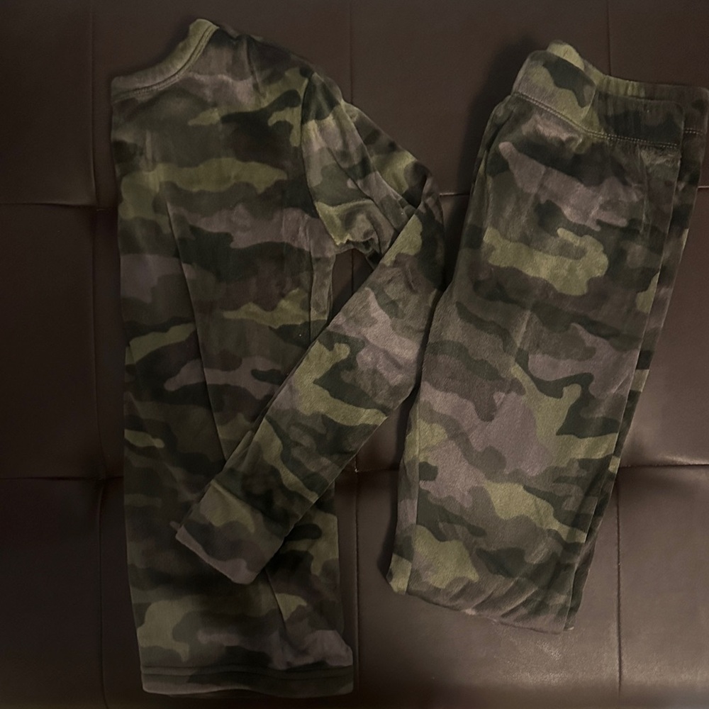 Cat & Jack Kids Camouflage Pajama Set